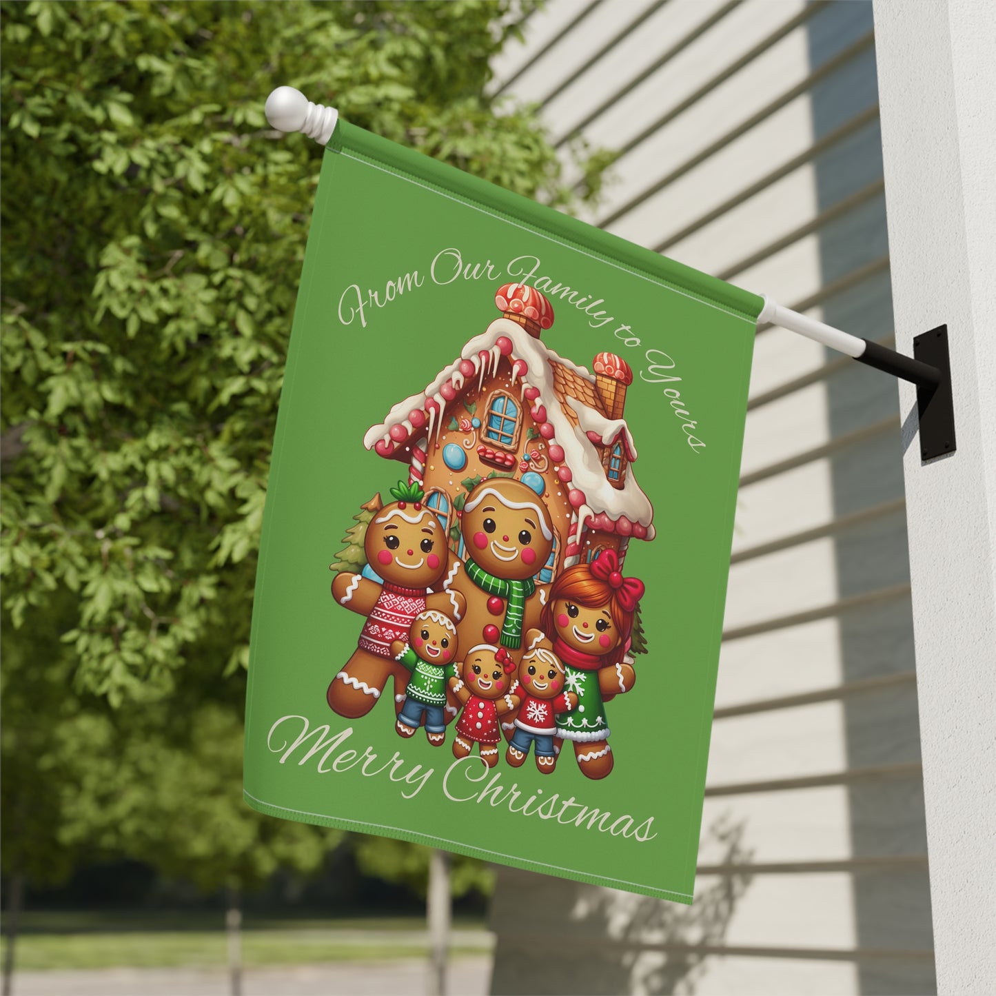 Garden Flag - Christmas - Gingerbread Family (01a - Green)