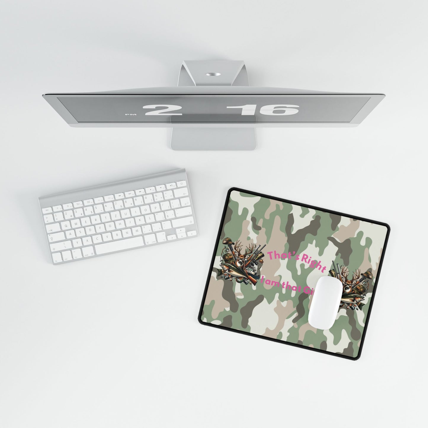 Desk Mat - Hunter - I am that Girl (1)