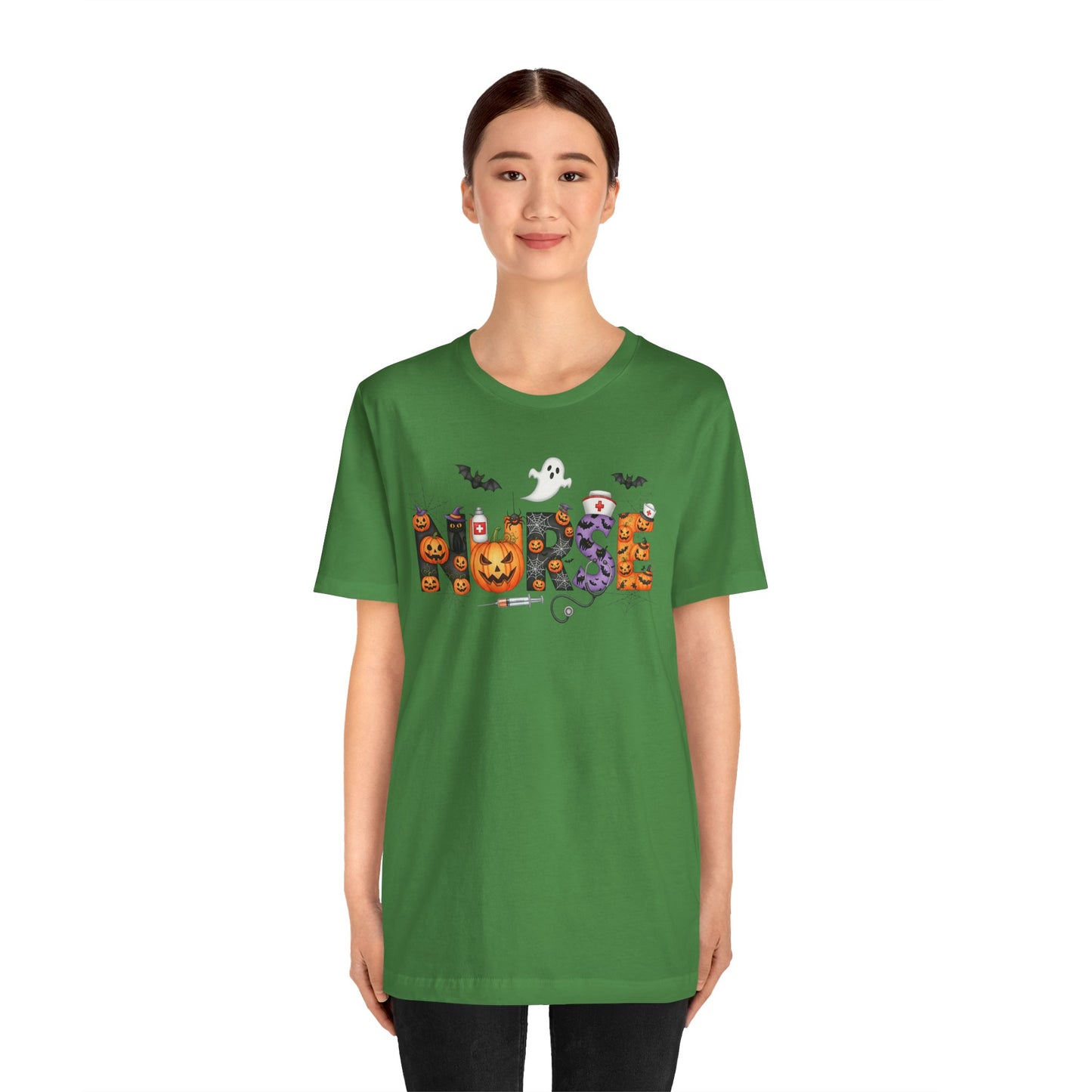 T-Shirt - Nurse / Halloween - Nurse w Halloween Decor (01a)