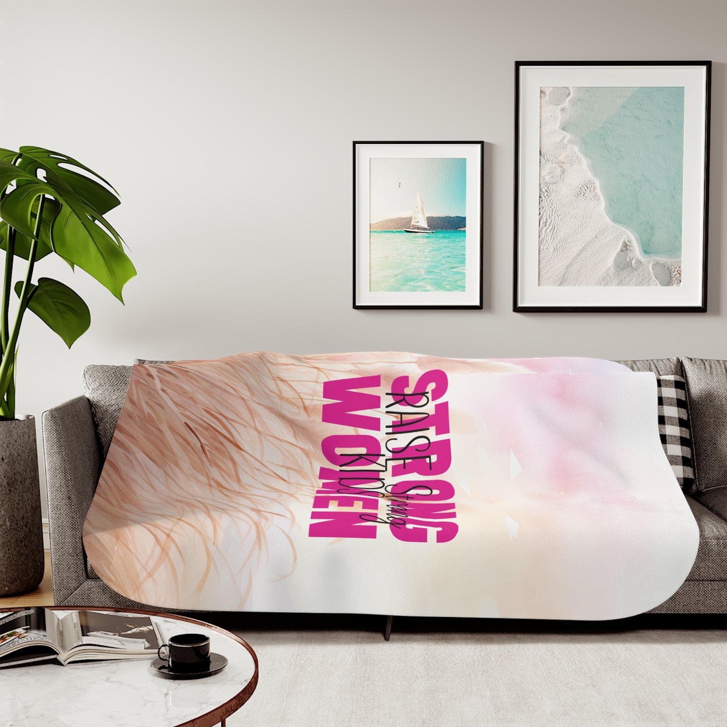 Sherpa Blanket - Strong Women Raise Strong Kids (1)
