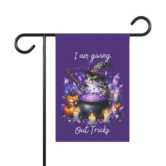 Garden Flag - Halloween - Giving Out Tricks (01a)