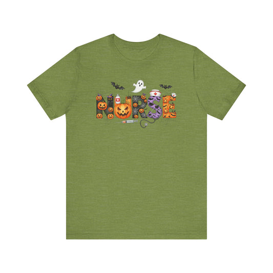 T-Shirt - Nurse / Halloween - Nurse w Halloween Decor (01a)